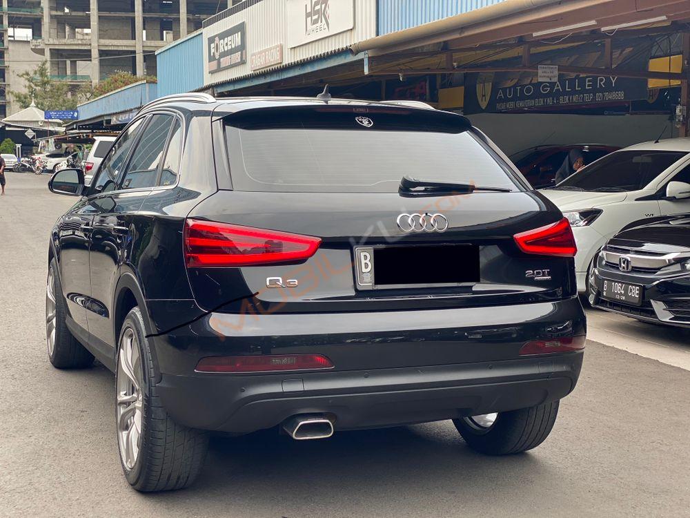Mobil Audi Q3 2014