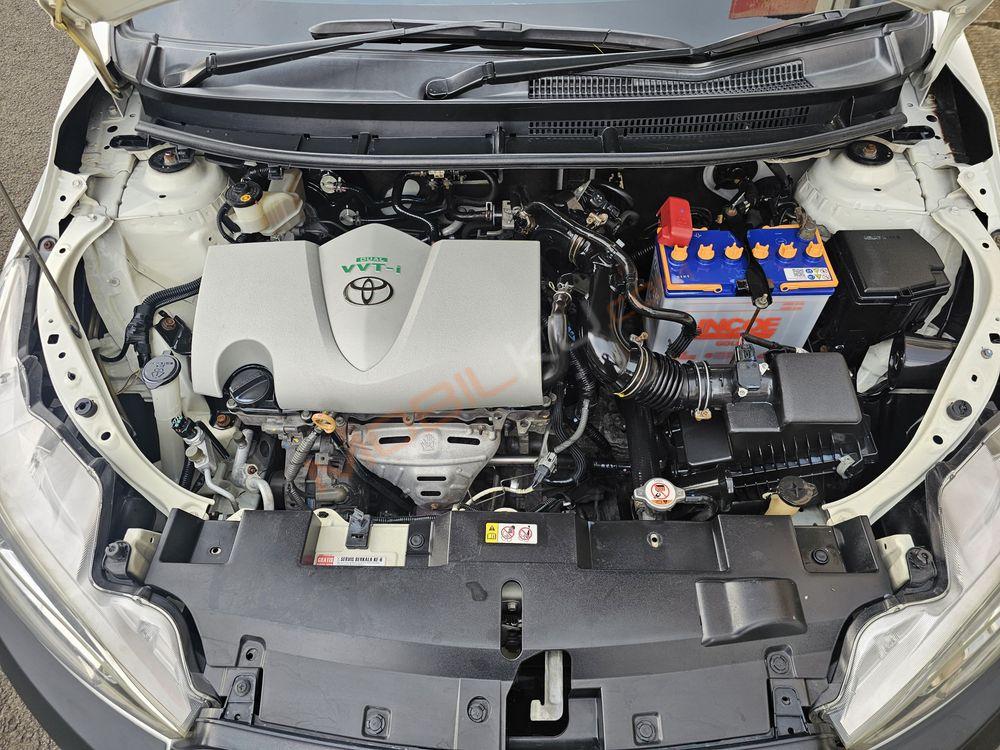 Mobil Toyota Yaris 2017