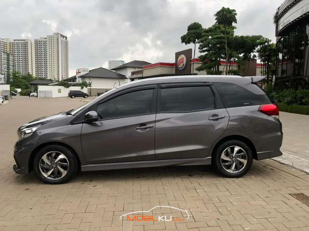Mobil Honda Mobilio 2018