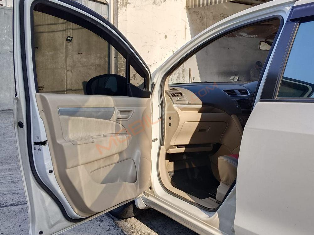 Mobil Suzuki Ertiga 2016