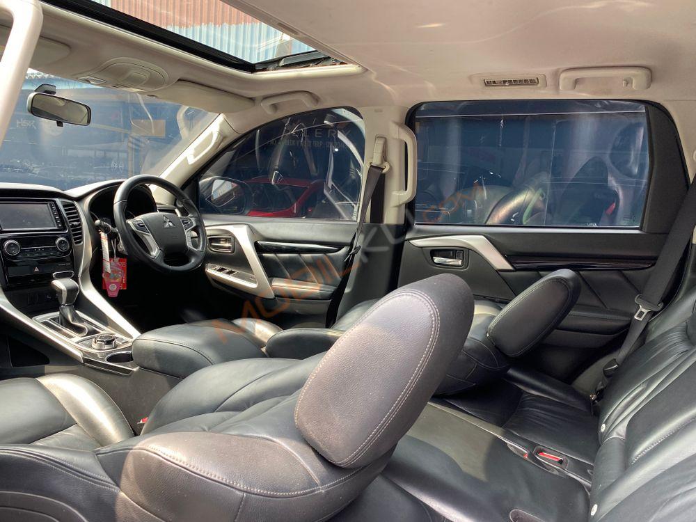 Mobil Mitsubishi Pajero Sport 2017