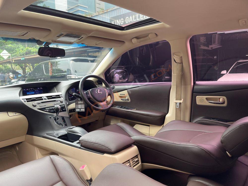 Mobil Lexus RX 2013