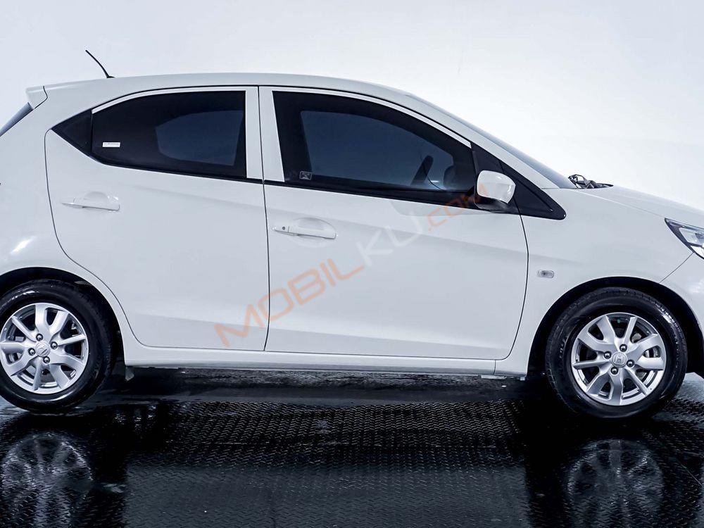 Mobil Honda Brio 2023