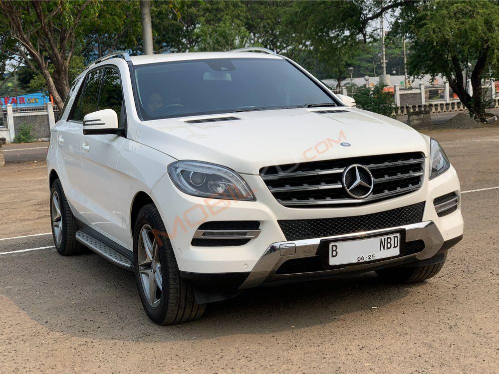 Mobil Mercedes-Benz ML 2015