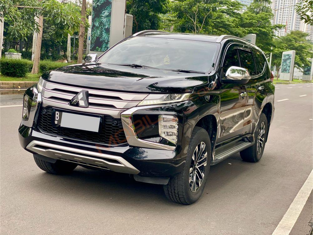 Mobil Mitsubishi Pajero Sport 2022