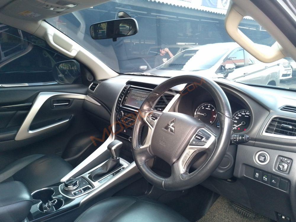 Mobil Mitsubishi Pajero Sport 2017