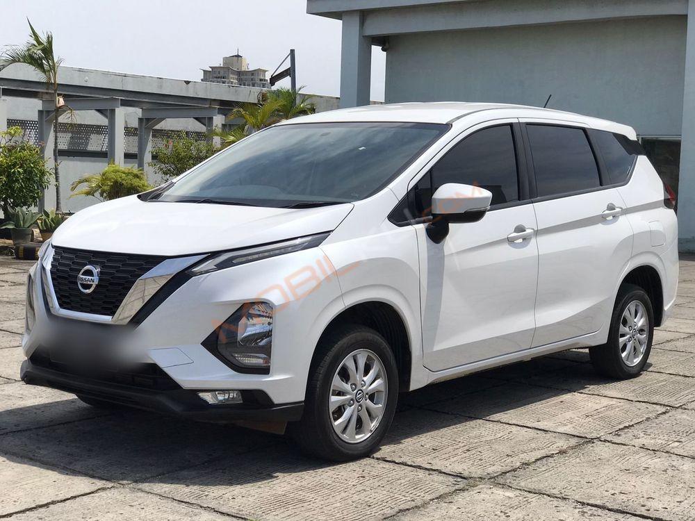 Mobil Nissan Livina 2019