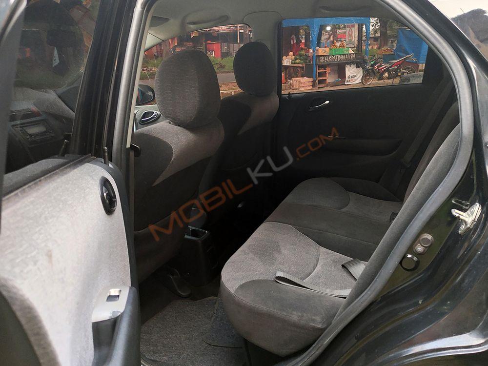 Mobil Honda City Sedan 2007