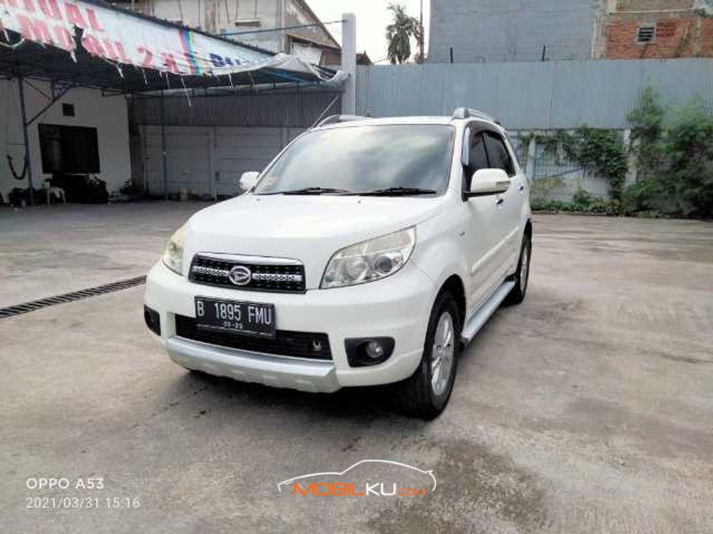 Mobil Daihatsu Terios 2011