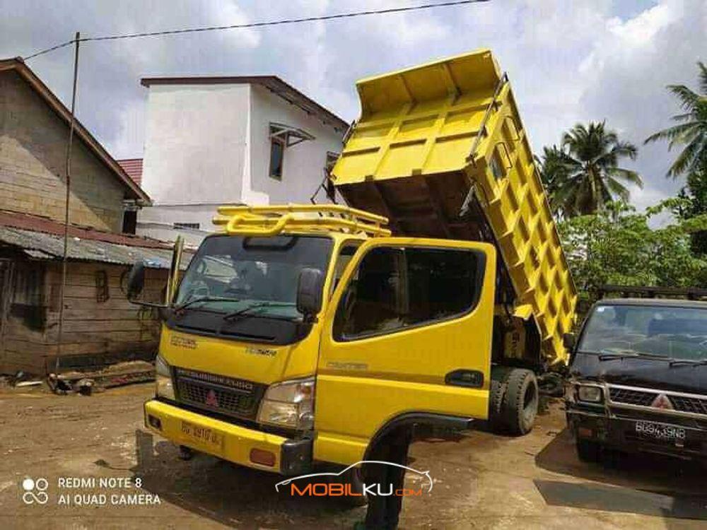 Mobil Mitsubishi Colt 2011