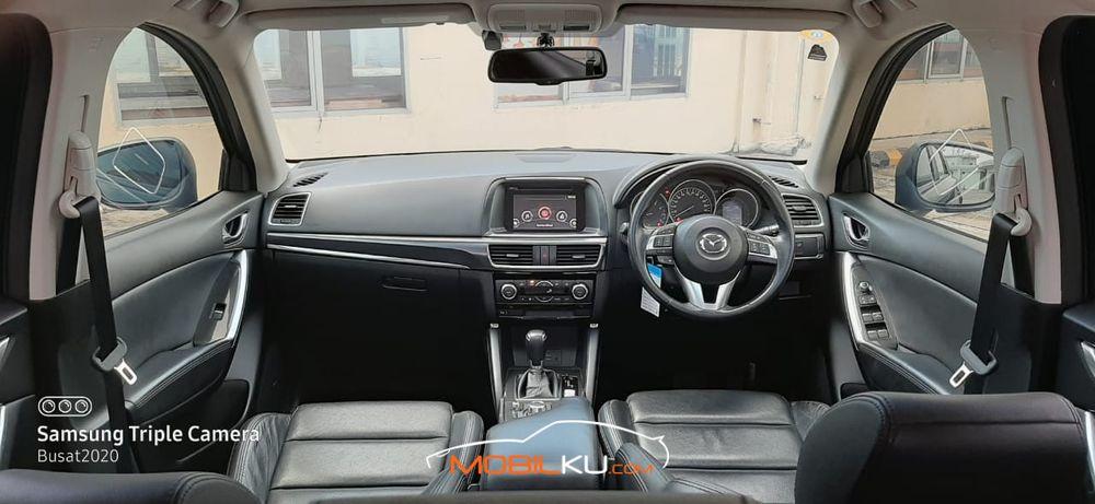 Mobil Mazda CX-5 2015