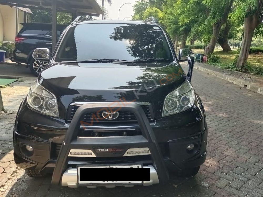 Mobil Toyota Rush 2014