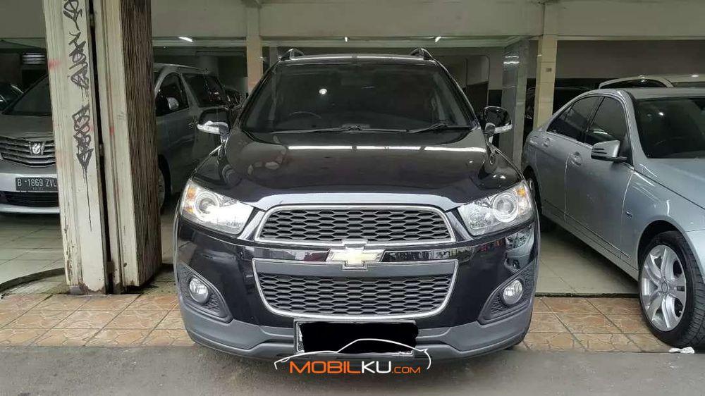 Mobil Chevrolet Captiva 2015