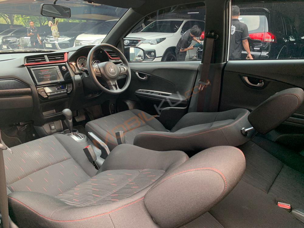 Mobil Honda Brio 2023