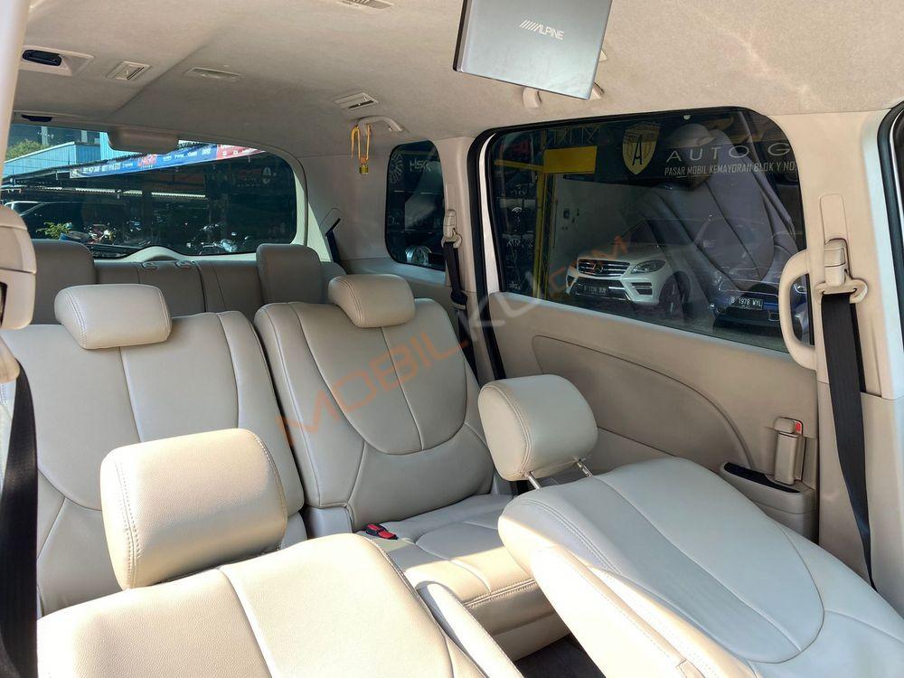 Mobil Mazda Biante 2014