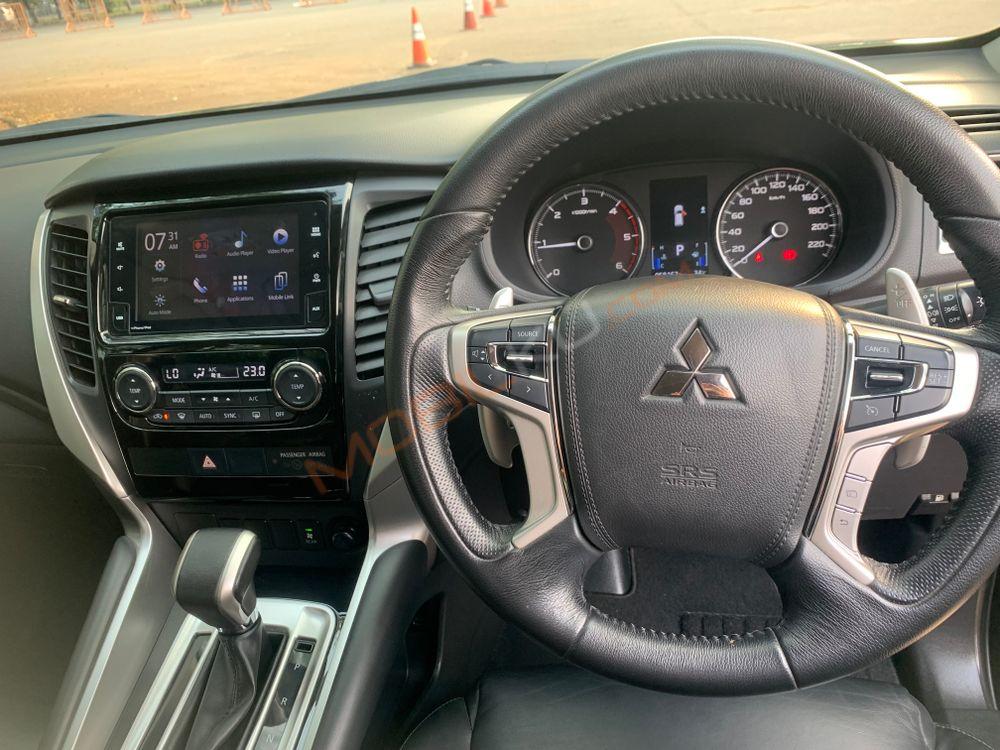 Mobil Mitsubishi Pajero Sport 2018