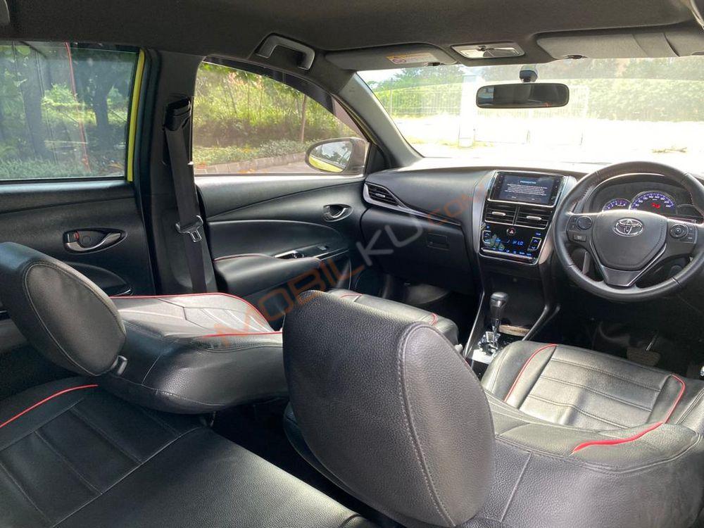 Mobil Toyota Yaris 2021