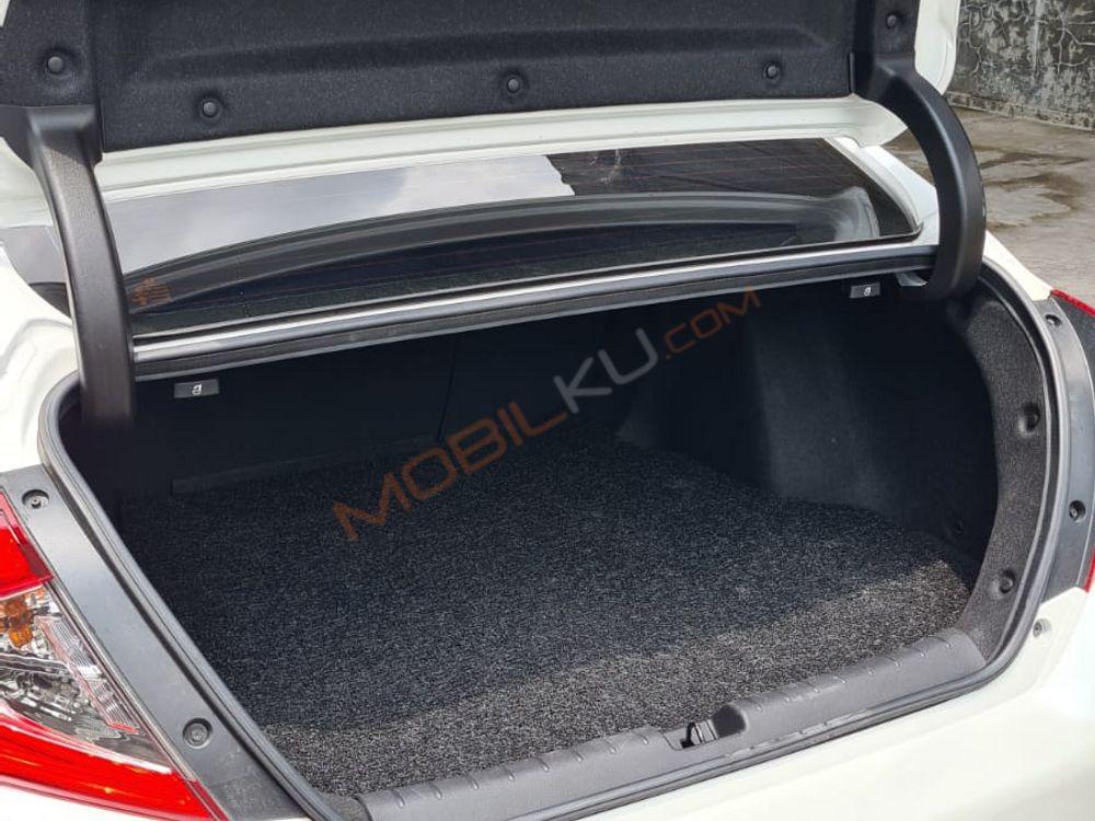 Mobil Honda Civic Sedan 2019