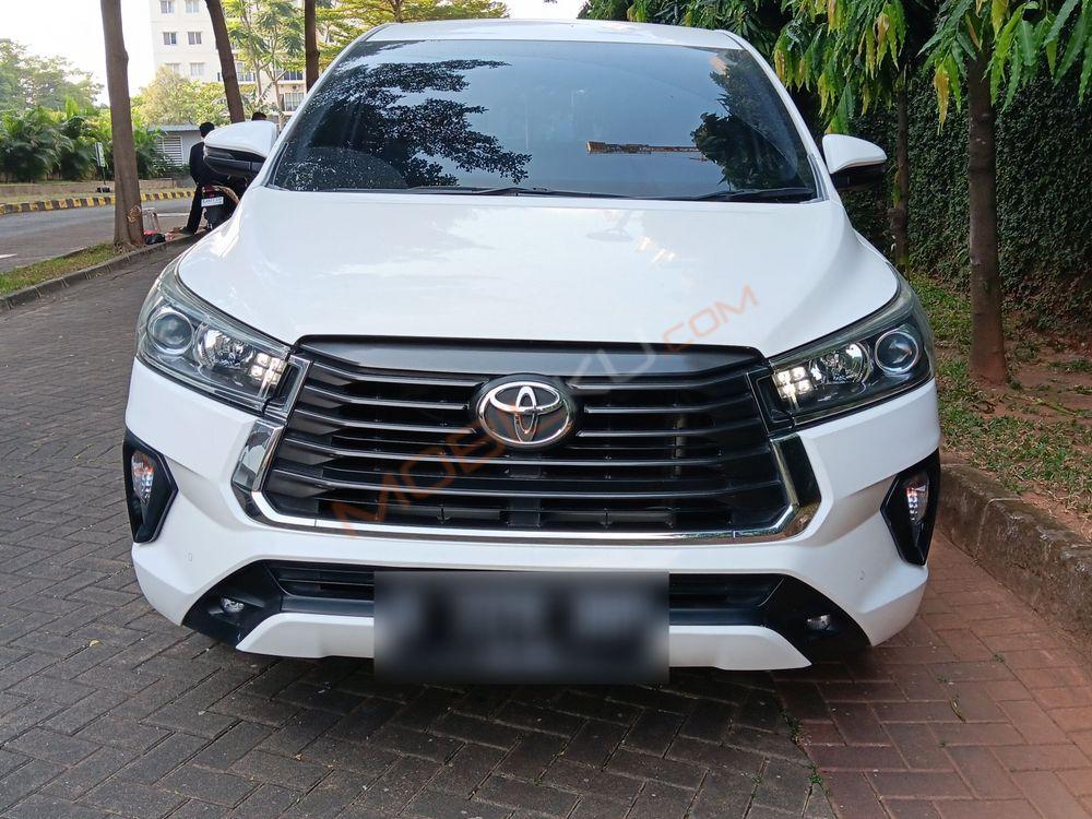 Mobil Toyota Kijang Innova 2021