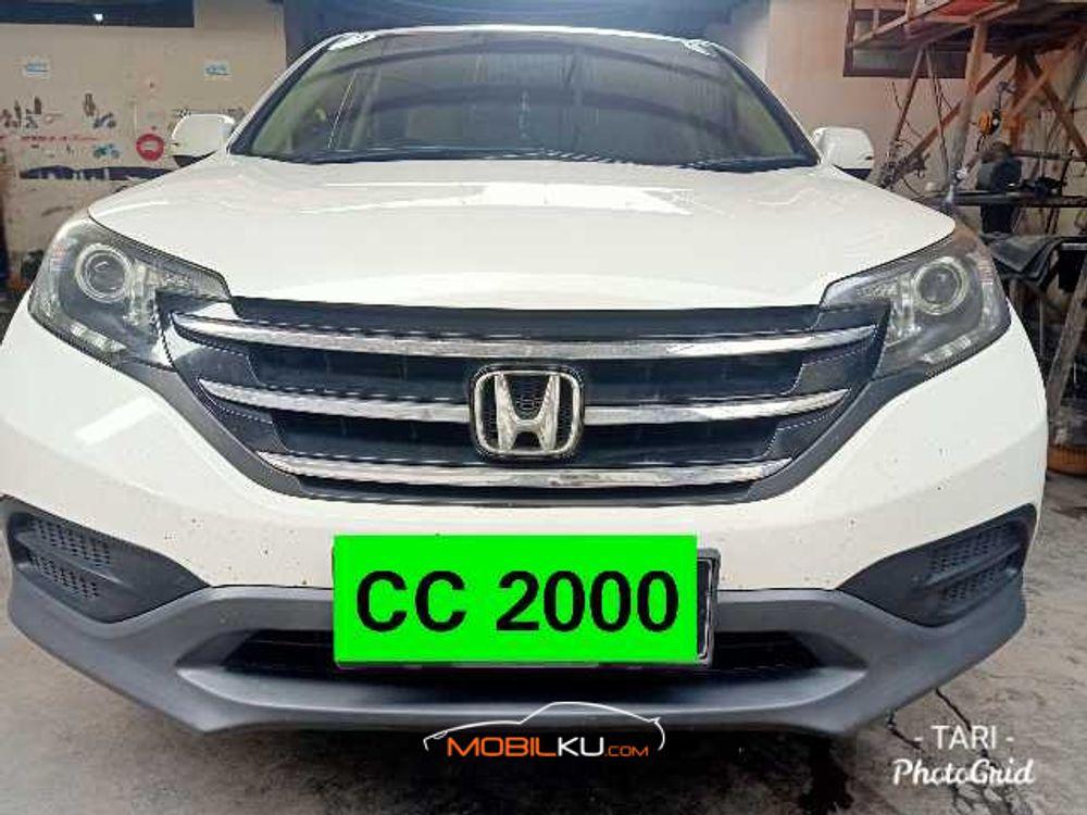 Mobil Honda CR-V 2014