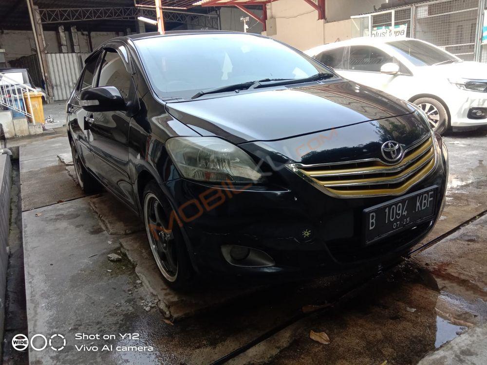 Mobil Toyota Vios 2012