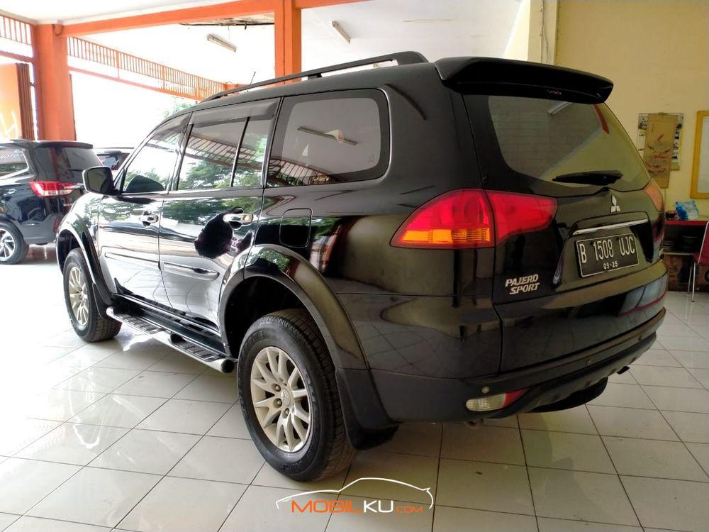 Mobil Mitsubishi Pajero Sport 2010