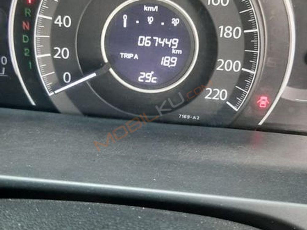Mobil Honda CR-V 2014