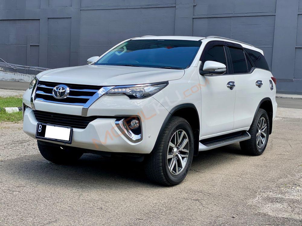 Mobil Toyota Fortuner 2017