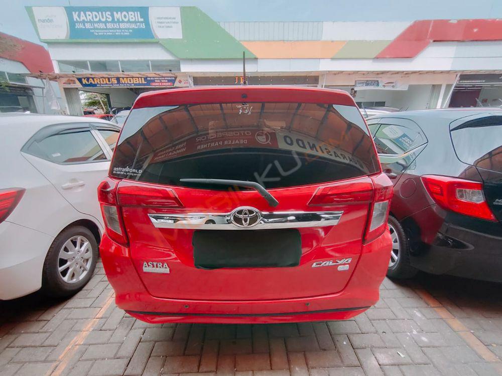 Mobil Toyota Calya 2016