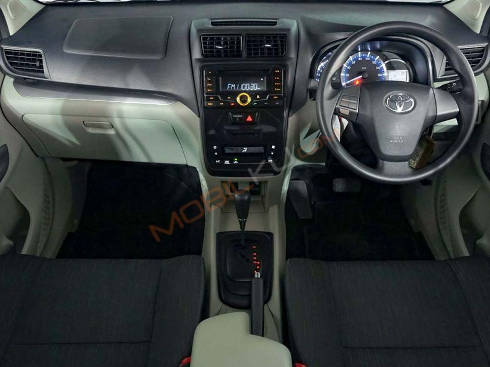 Mobil Toyota Avanza 2019