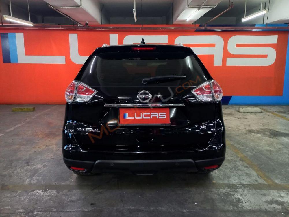 Mobil Nissan X-Trail 2019