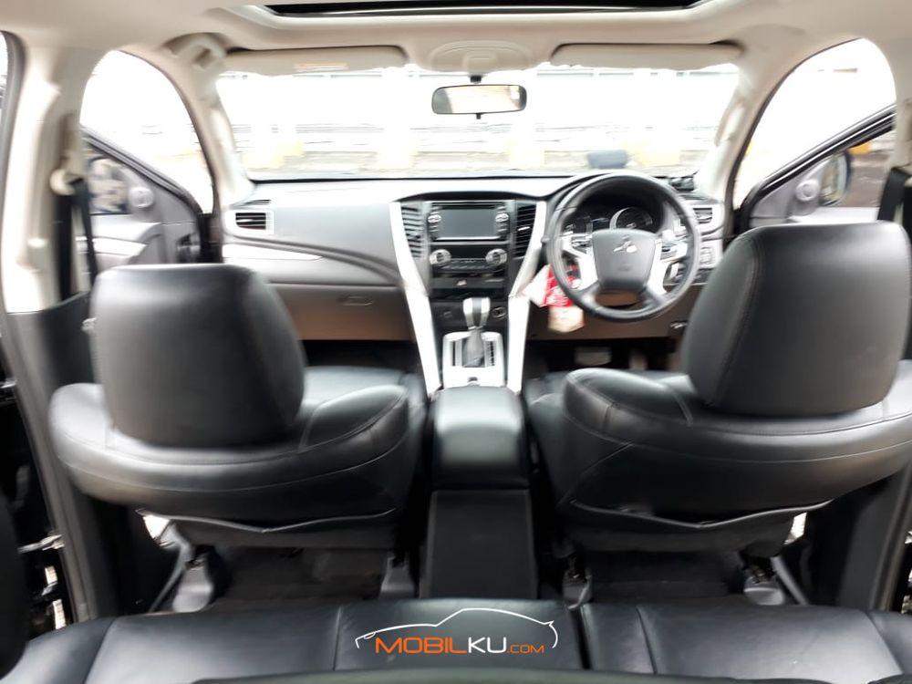 Mobil Mitsubishi Pajero Sport 2017