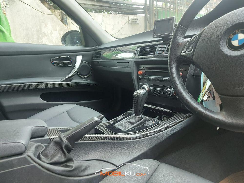 Mobil BMW 5 Series 2008