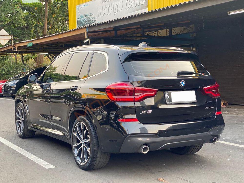 Mobil BMW X3 2021