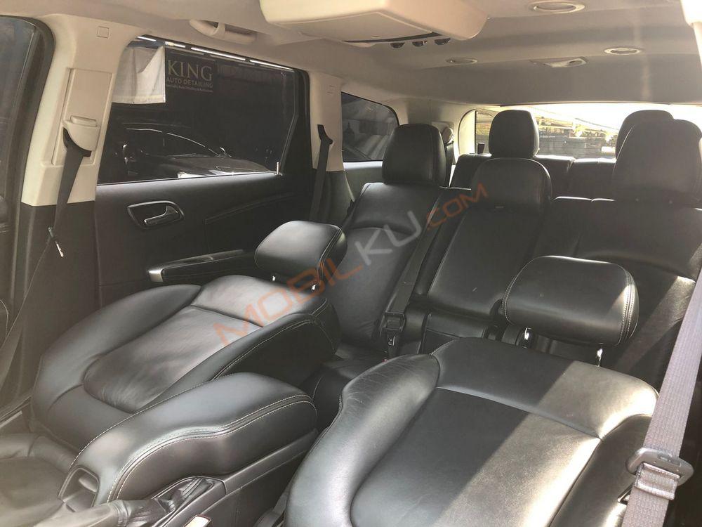 Mobil Dodge Journey 2013