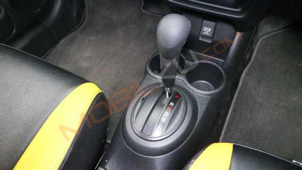 Mobil Honda Brio 2019