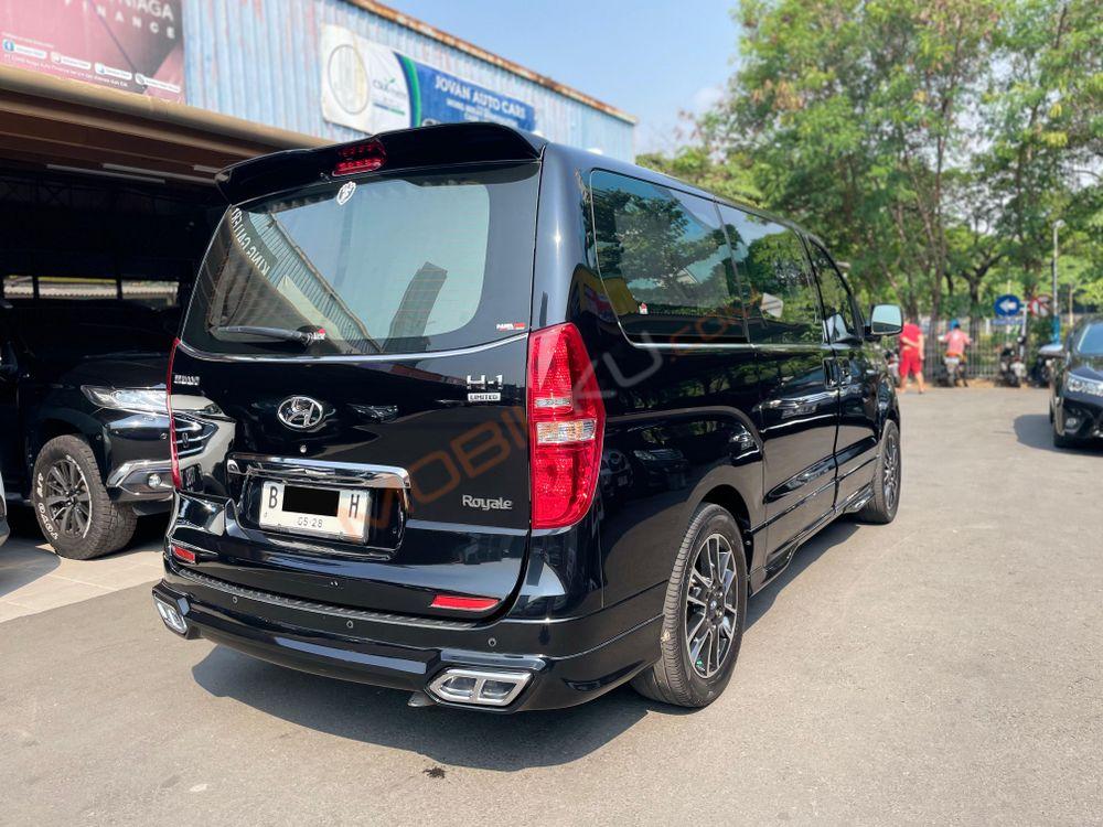 Mobil Hyundai H-1 2018