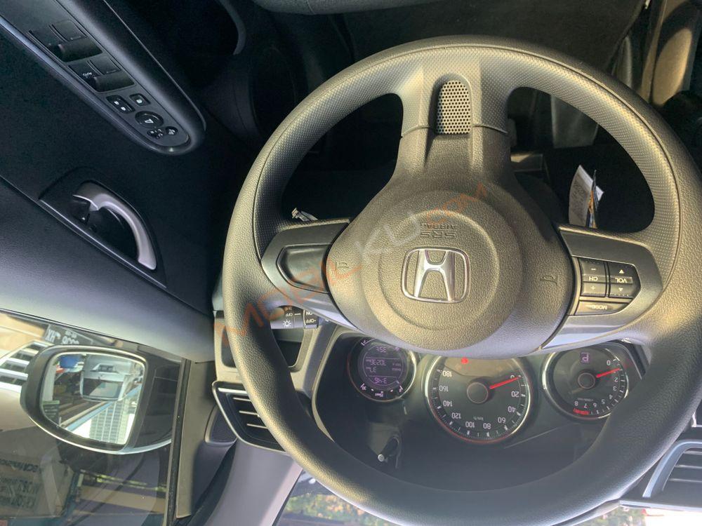 Mobil Honda Mobilio 2017