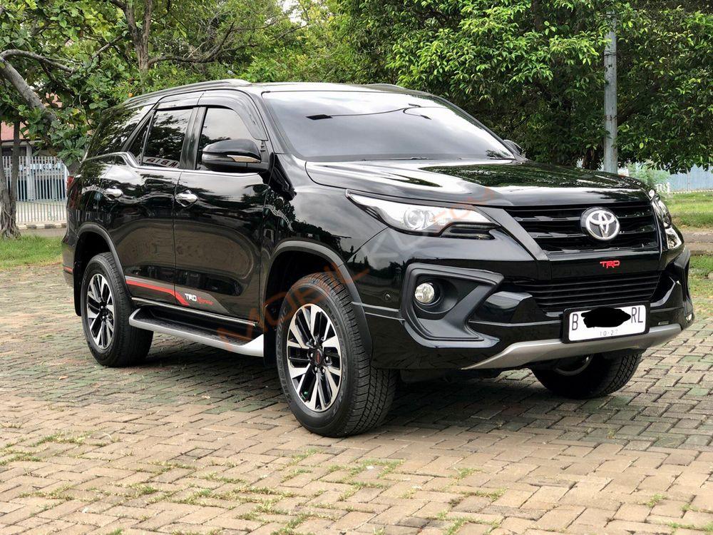Mobil Toyota Fortuner 2017