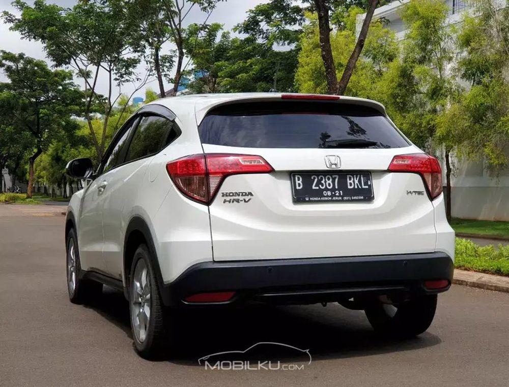 Mobil Honda HR-V 2016