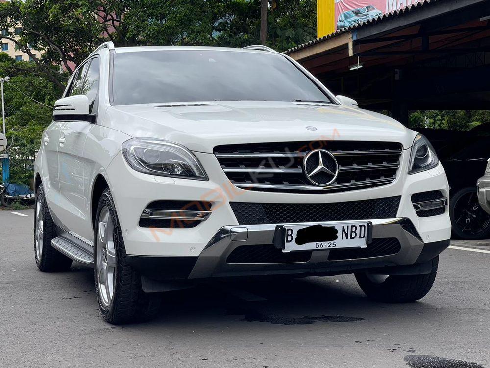 Mobil Mercedes-Benz ML 2013