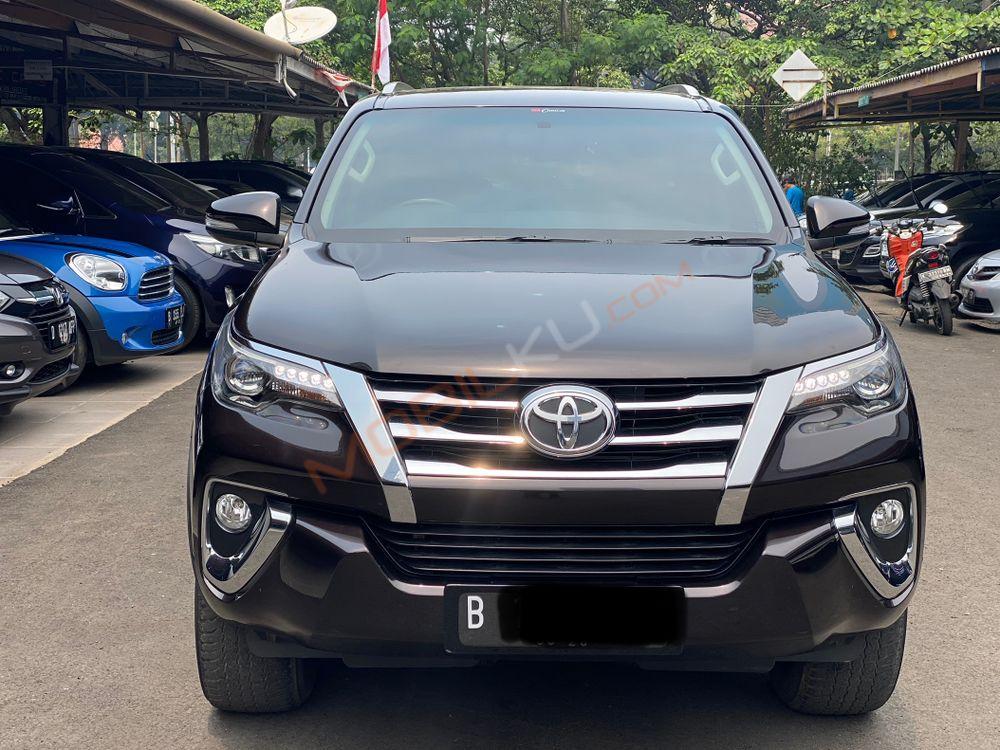 Mobil Toyota Fortuner 2016