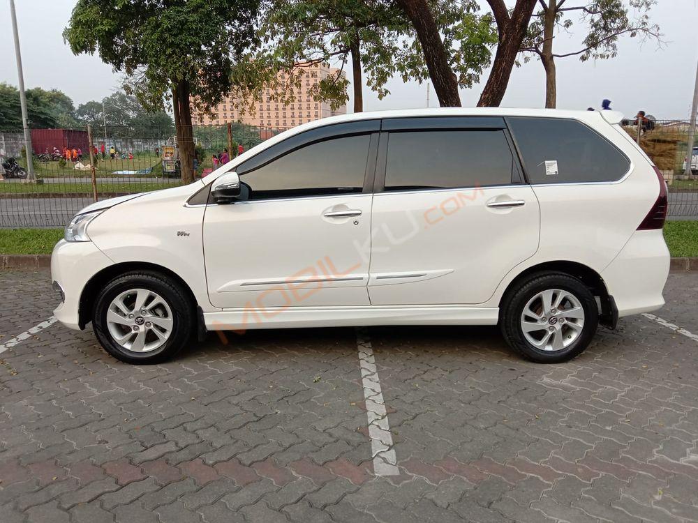 Mobil Toyota Avanza 2017