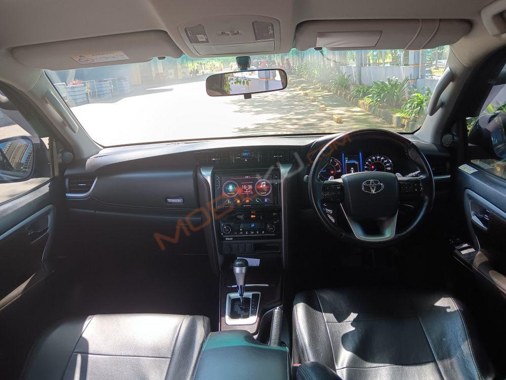 Mobil Toyota Fortuner 2020