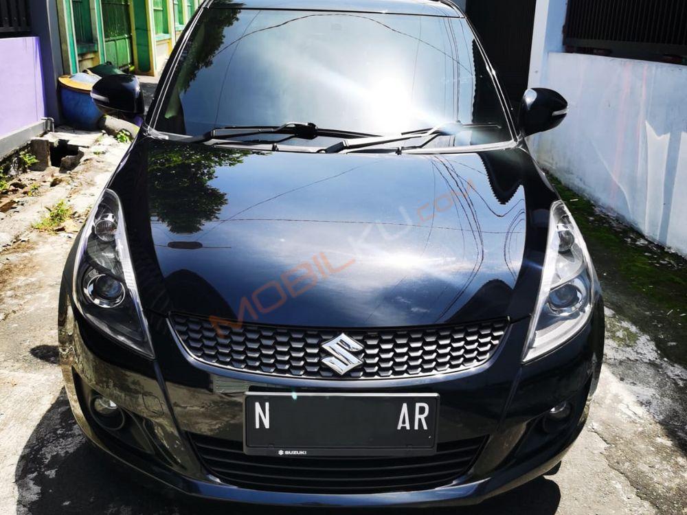 Mobil Suzuki Swift 2015