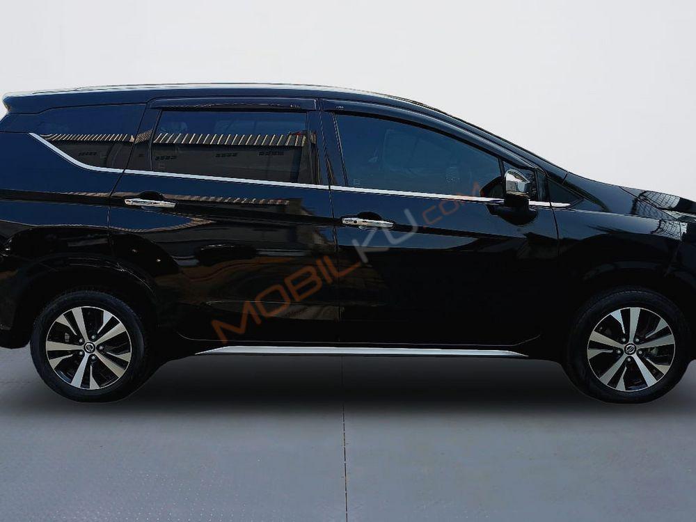 Mobil Nissan Livina 2019