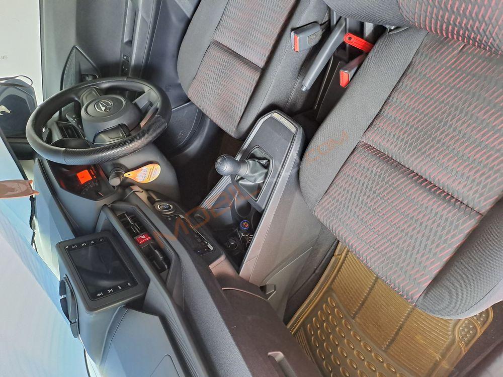 Mobil Daihatsu Ayla 2023