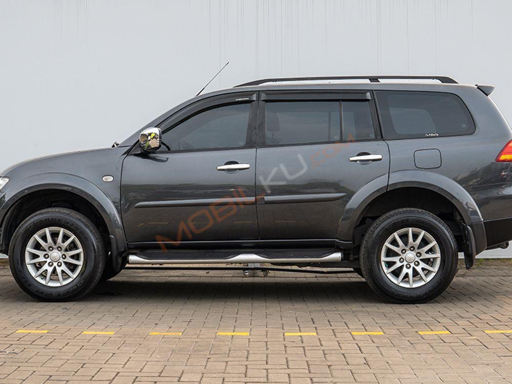 Mobil Mitsubishi Pajero Sport 2010