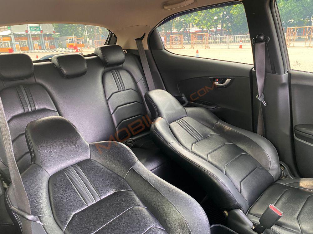 Mobil Honda Brio 2021