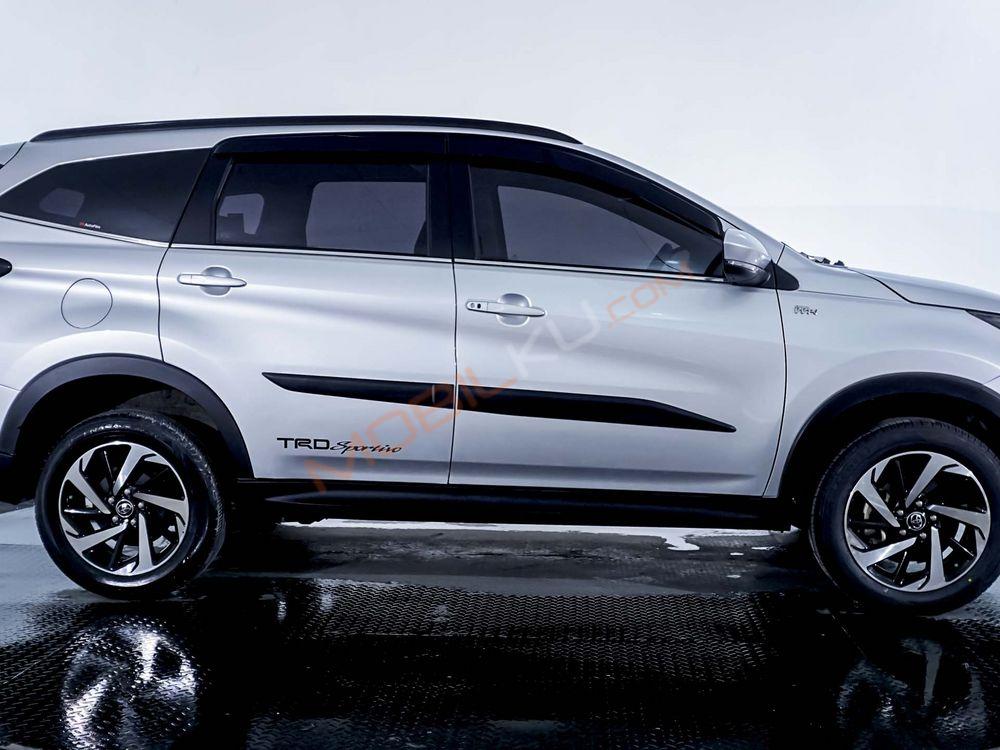 Mobil Toyota Rush 2020